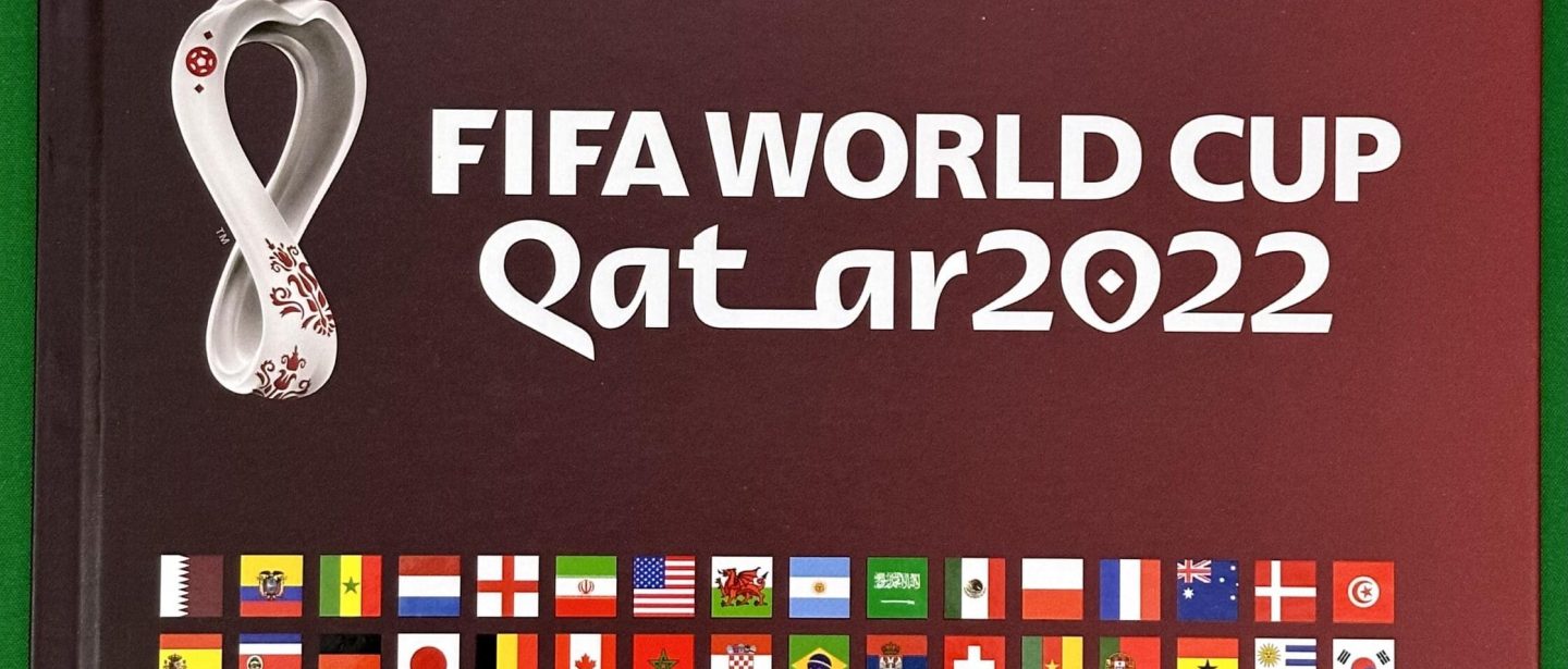 WC-Qatar 2022 - Hardcover non-priced Album-Chile-Front